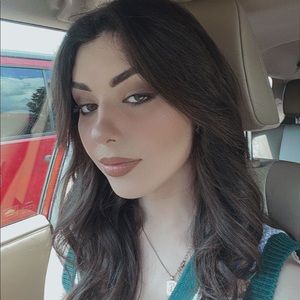 Meet your Posher, Natalie